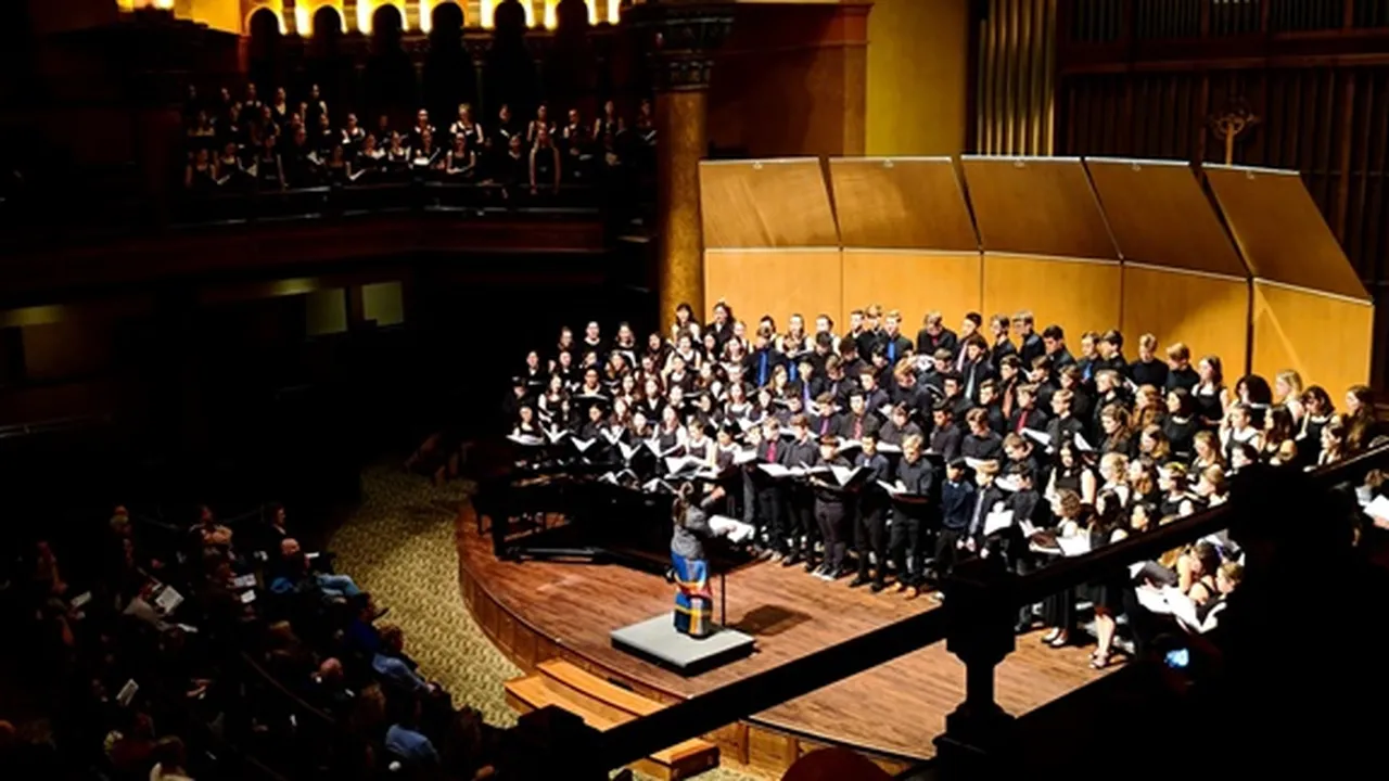 Paduan Suara Adalah Ensambel Musik Dipimpin Oleh Dirigen, Ini Sejarah, Manfaat dan Jenisnya