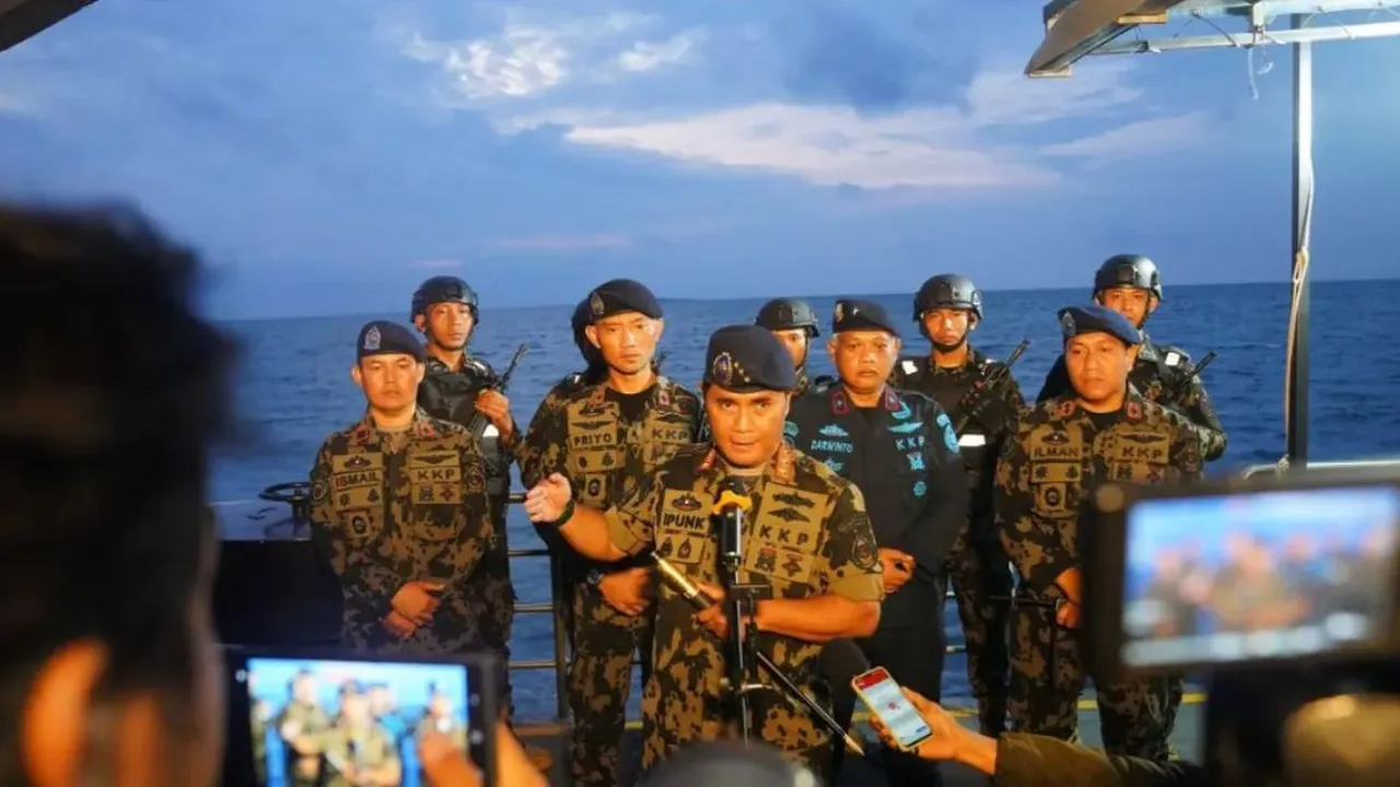 Pagar Laut Sepanjang 30 KM Disegel, Nelayan Setempat Alami Kerugian Besar