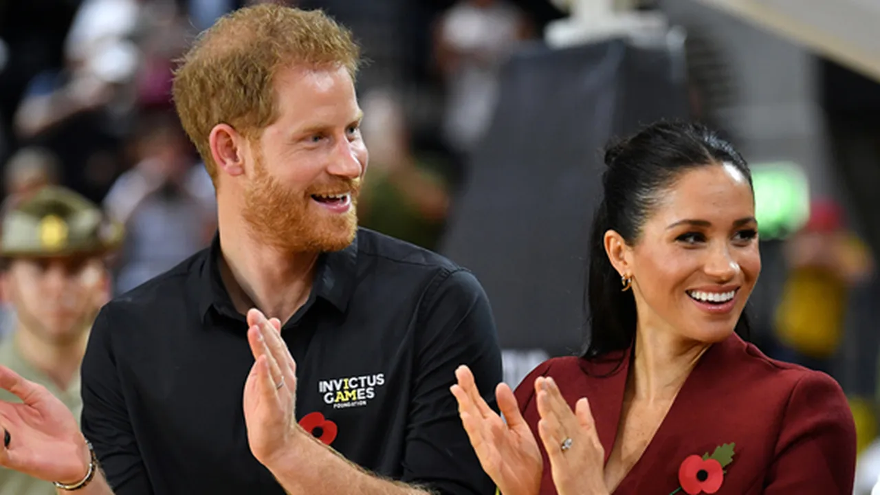 Pakai Rok Transparan, Pakaian Dalam Meghan Markle Tertangkap Kamera