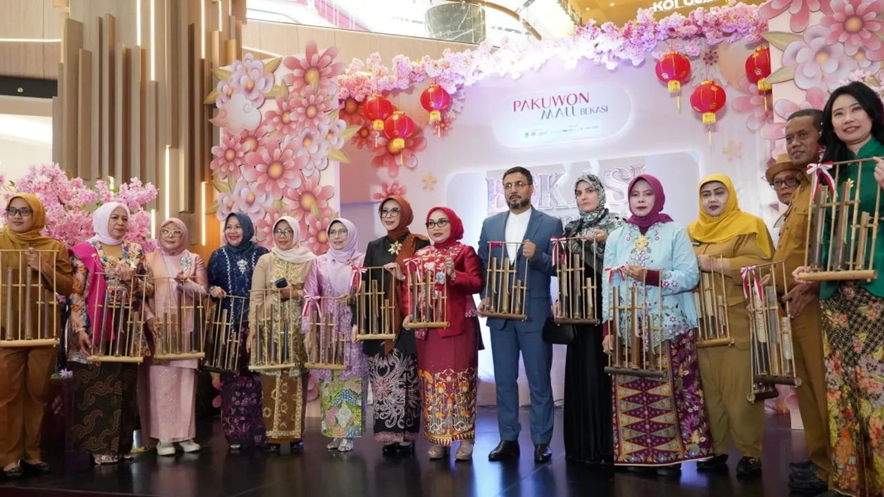 Pakuwon Mall Bekasi Hadirkan "Blazing Prosperity"