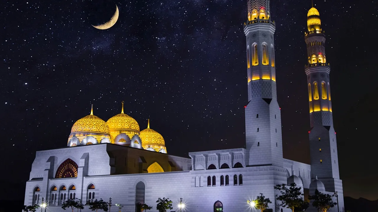 Panduan Bacaan Doa Setelah Adzan yang Dianjurkan, Ketahui Keutamaannya