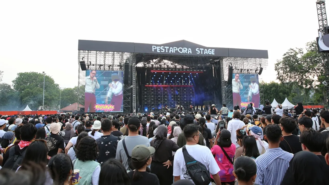 Panggung yang Terkoyak Tembaga, Kronologi Kontroversi Sponsorship Pestapora