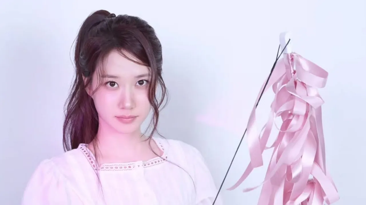 Park Eun Bin Rilis Album 'Shooting My Love' di Momen 30 Tahun Debut