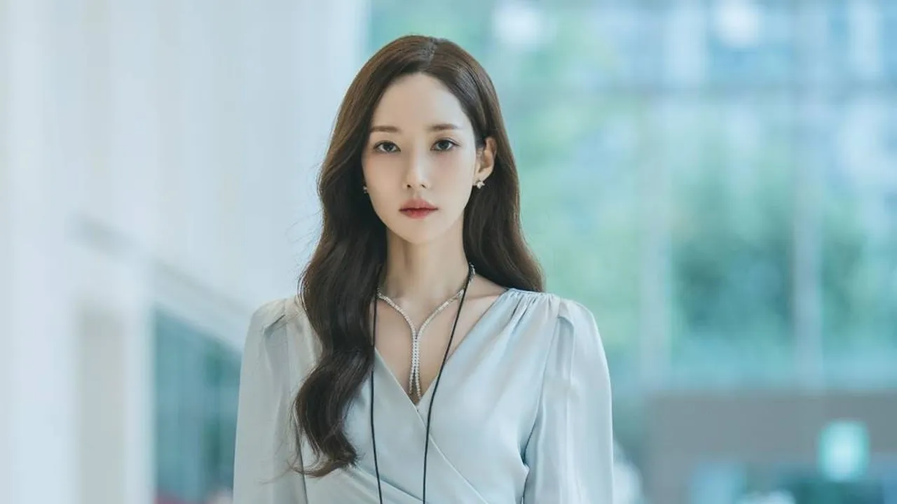 Park Min Young dan Wi Ha Joon Tampil Memikat dalam Romansa Thriller SIREN'S KISS