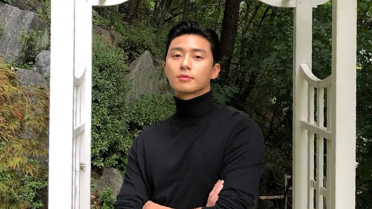 Park Seo Joon Curhat Sering Dikritik Gara-Gara Kurang Ganteng Sebagai Aktor, eh Kok Bisa?
