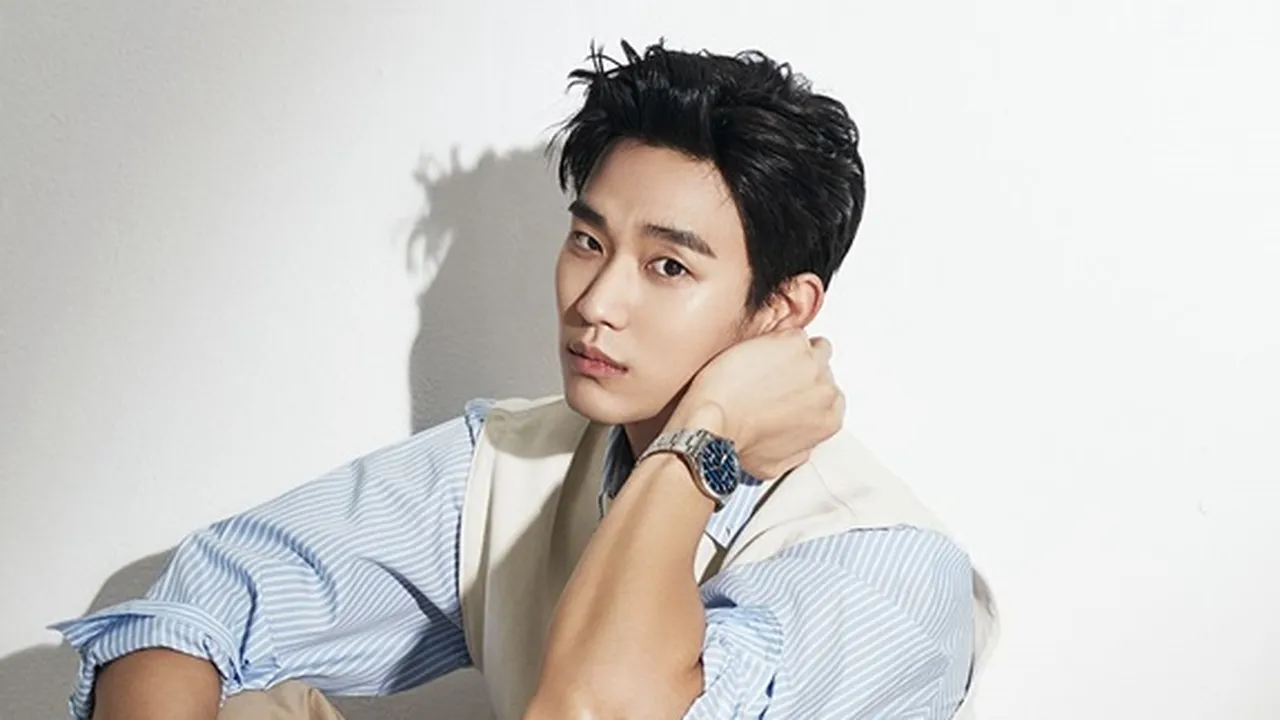 Pasang Muka Jelek, Netizen Puji Paras Kim Soo Hyun yang Kelewat Ganteng