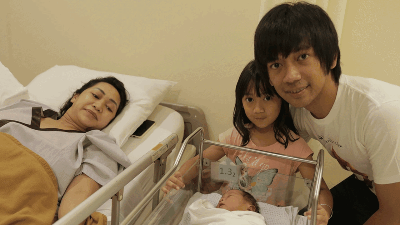 Rian D'Masiv Ungkap Kondisi Istri Pasca Lahiran, Masih Shock