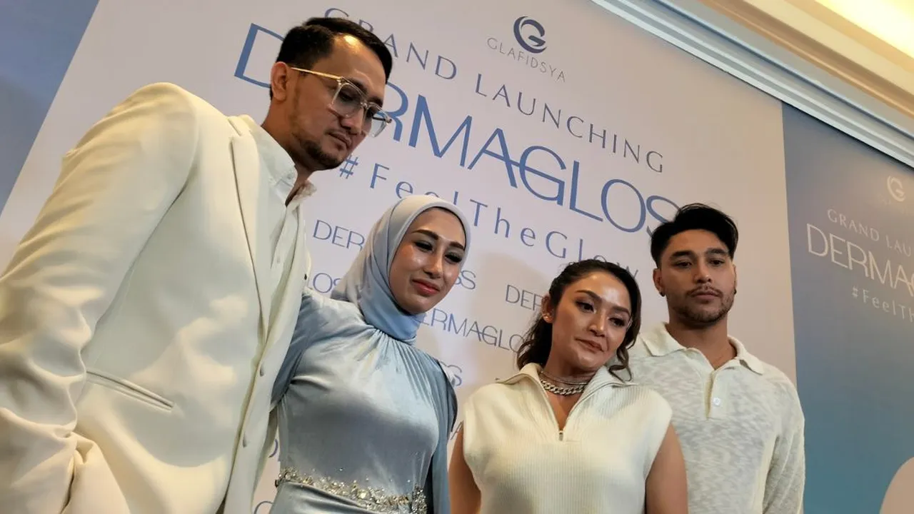 Pasca Melahirkan di 2022, Siti Badriah Ungkap Alasan Semakin Terlihat Cantik Sampai Dianggap Oplas Pasca Melahirkan di 2022, Siti Badriah Ungkap Alasan Semakin Terlihat Cantik Sampai Dianggap Oplas