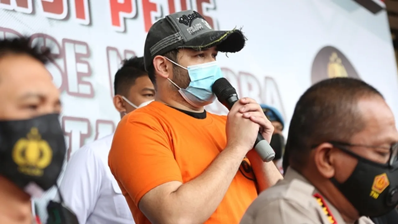 Pasrah Putusan Pengadilan Nanti, Rhoma Irama Angkat Tangan Pada Nasib Ridho Rhoma