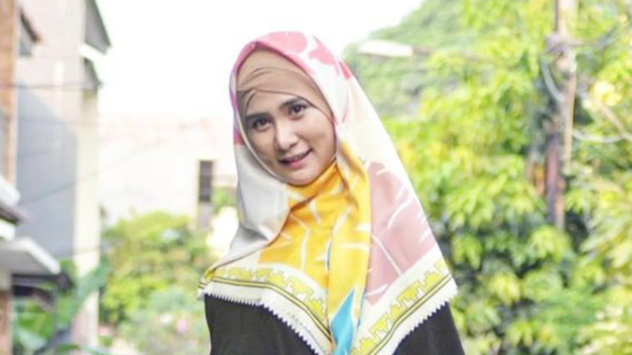 Pedangdut Mechalika Rayakan Ulang Tahun Ke-26 Bersama Anak-Anak Kurang Beruntung