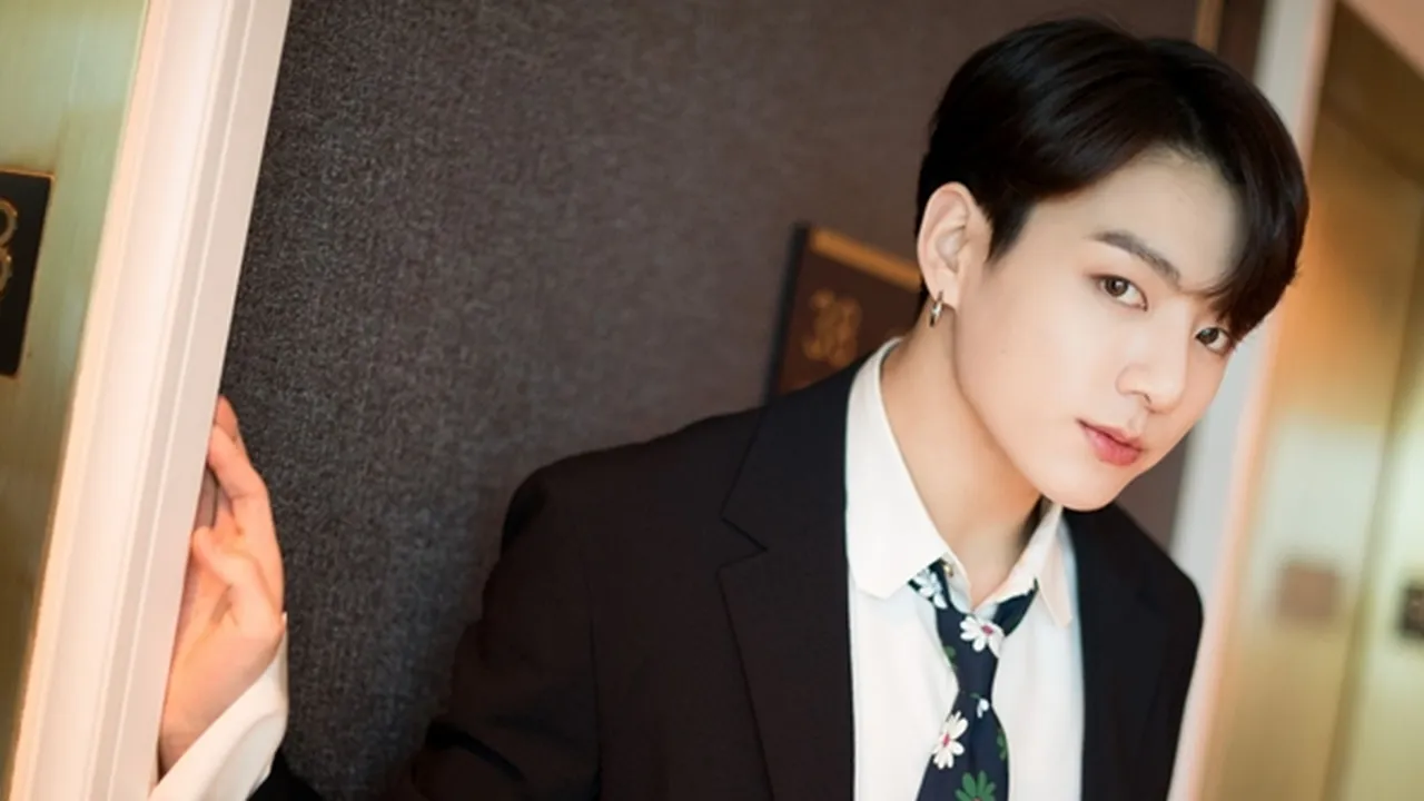 8 Barang Ini Sold Out Gara-Gara Jungkook BTS, Pelembut Baju Sampai Sikat Gigi