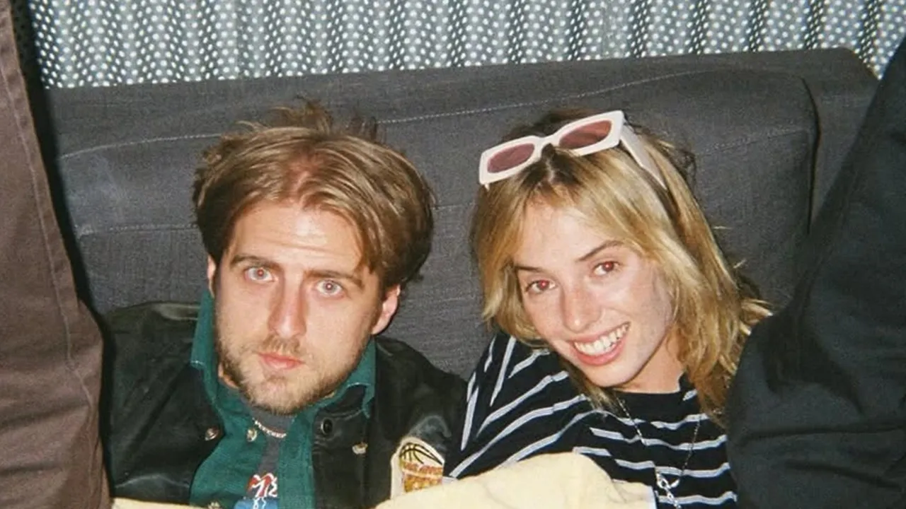 Pemeran STRANGER THINGS, Maya Hawke Menikah Saat Hari Valentine