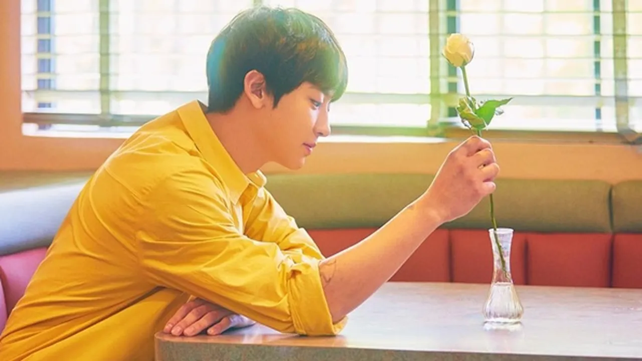 Penampilan Baru Chanyeol EXO Setelah Rilis 'SSFW', Rambutnya Ganti Warna