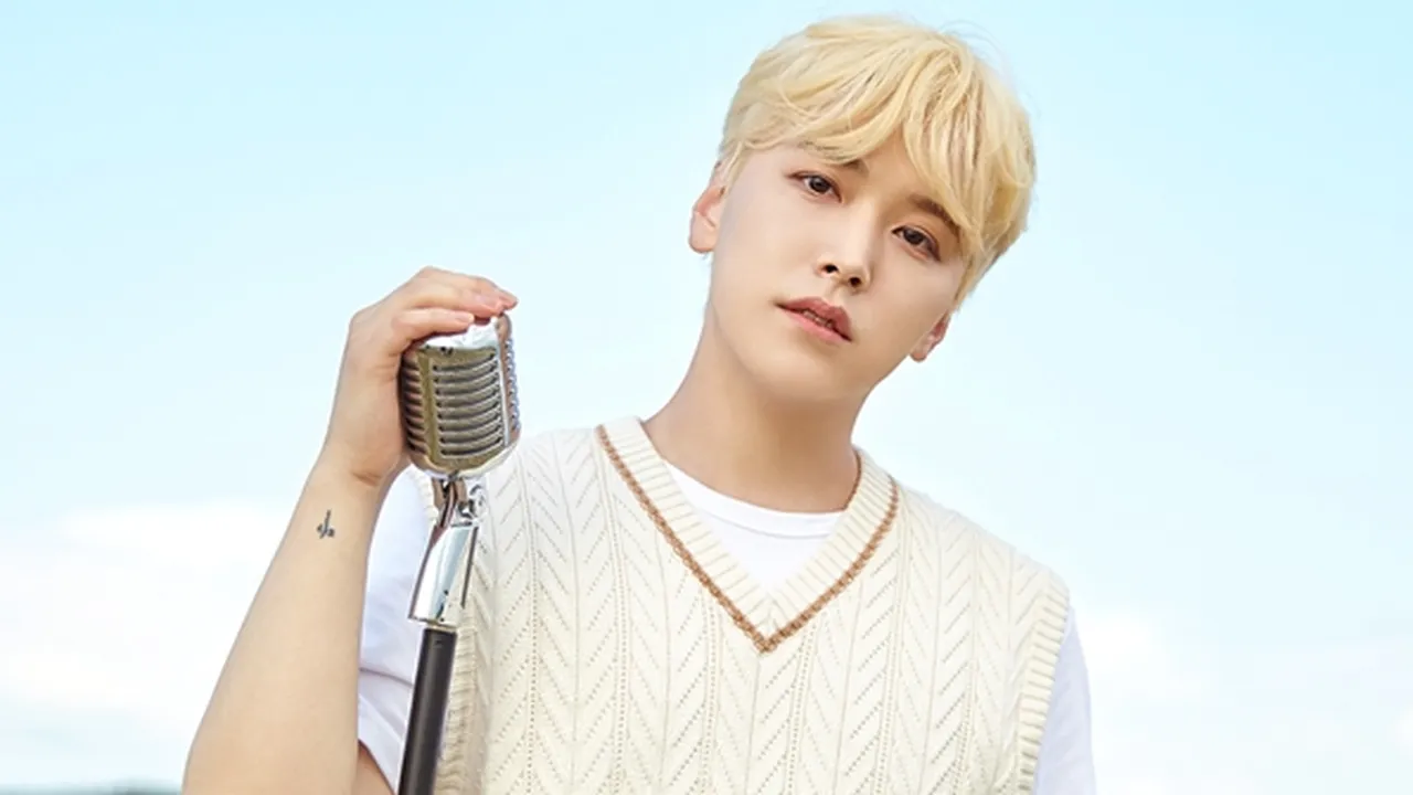 Penampilan Fresh, Sungmin Super Junior Siap Bawakan Lagu 'Goodnight, Summer' di Acara Musik