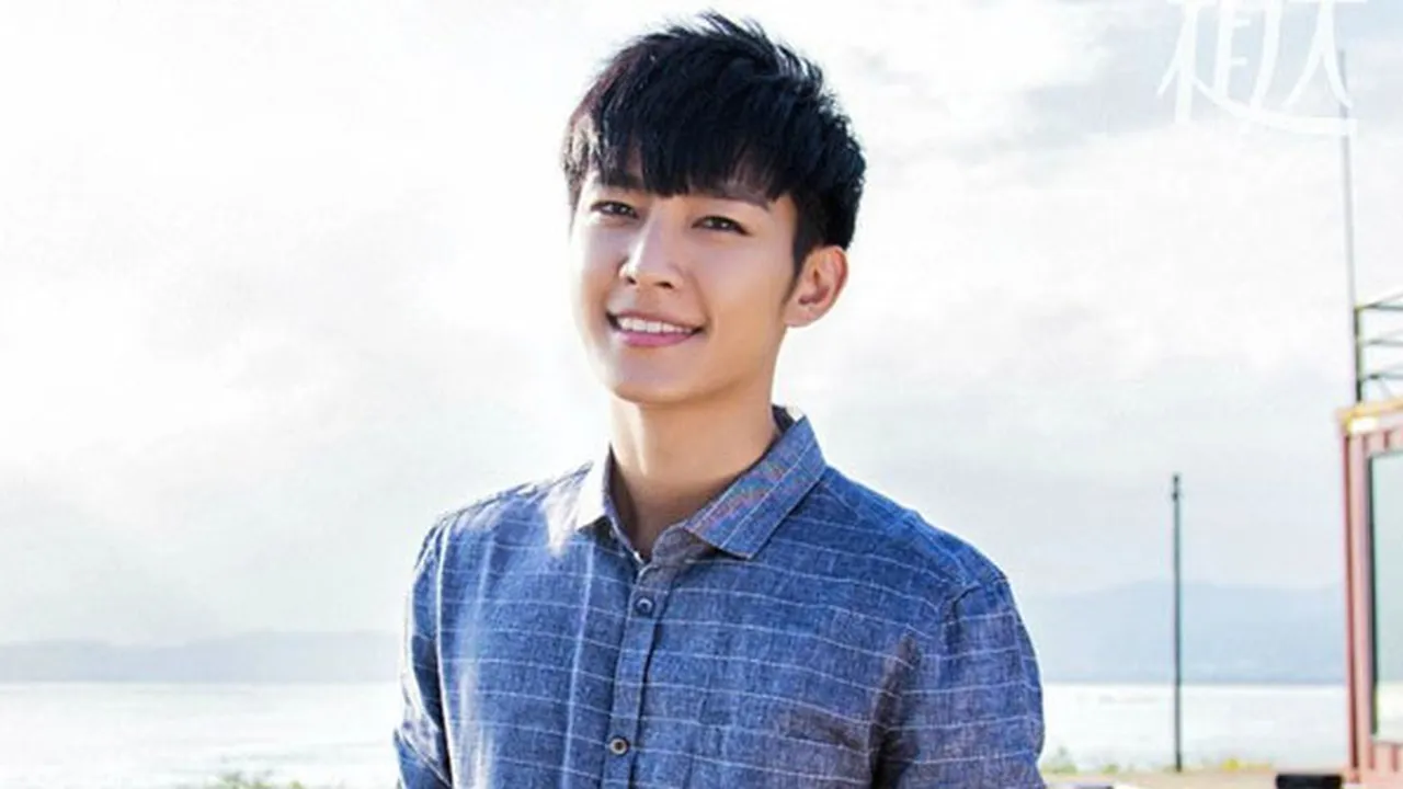 Penampilan Perdana di Hadapan Media Pasca Skandal Gay, Begini Kondisi Aaron Yan
