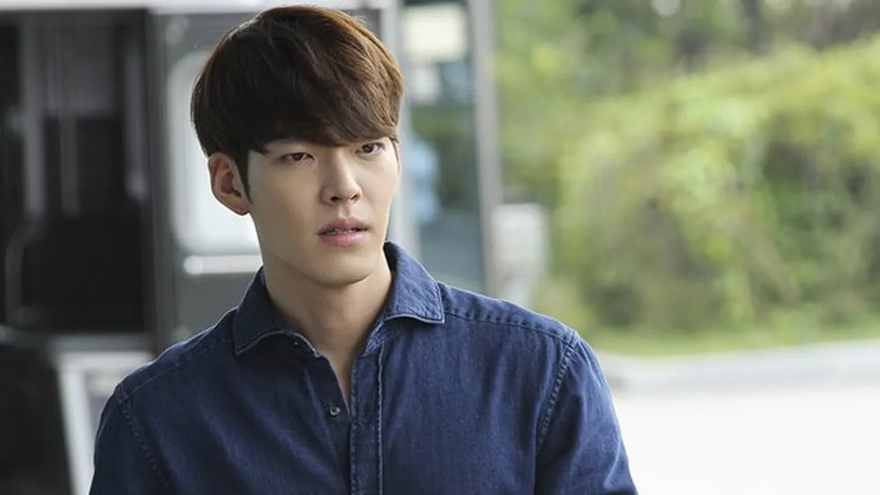 Penampilan Perdana Kim Woo Bin Setelah 2 Tahun, Bakal Jadi Presenter di Penghargaan