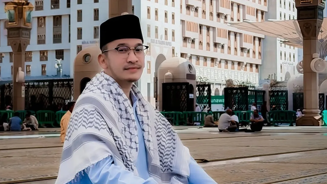 Penampilan Ruben Onsu Berubah Pulang Umrah, Berjenggot Tipis
