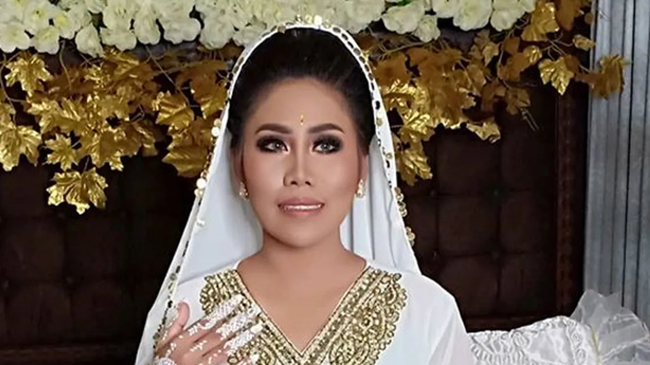 Pengajian Sebelum Pernikahan, Evi Masamba Diminta Selfie Bak Jumpa Fans