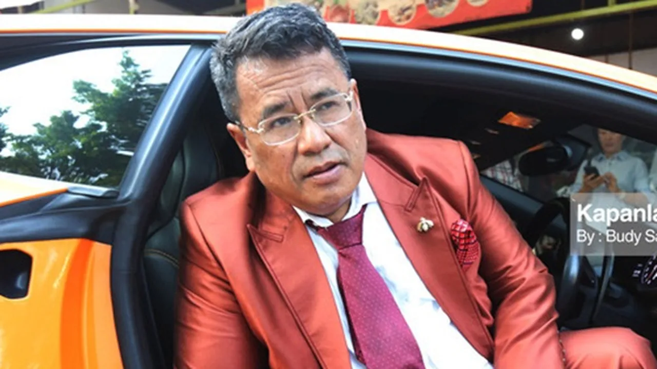 Pengakuan Hotman Paris: Tak Pernah Bayar Prostistusi, Gaptek, dan Naksir Ayu Azhari Pengakuan Hotman Paris: Tak Pernah Bayar Prostistusi, Gaptek, dan Naksir Ayu Azhari