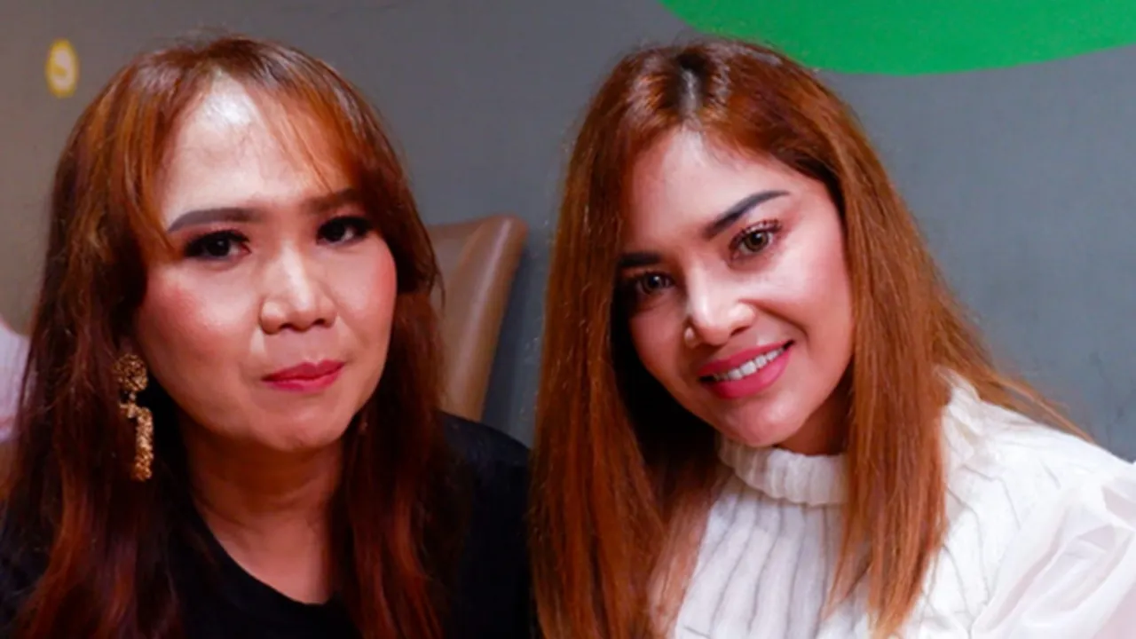 Pengakuan Mengejutkan Irma Dharmawangsa Sempat Hampir Terlibat Cinta Segitiga dengan Roseeta