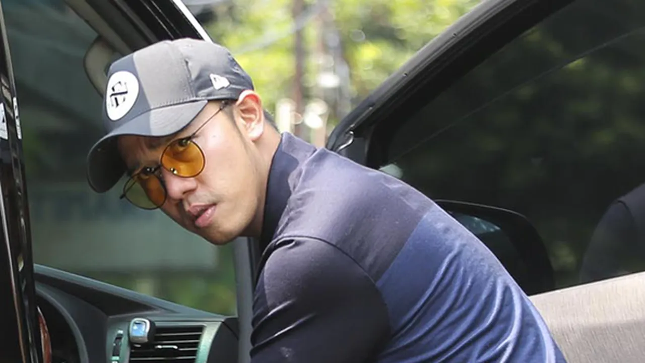 Pengakuan Ruri Repvblik Pernah Beli Sepatu Sneakers KW