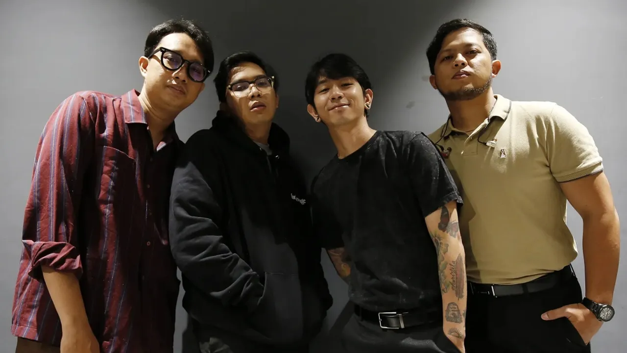 Penonton Pingsan, for Revenge Stop Tampil di Tengah Lagu