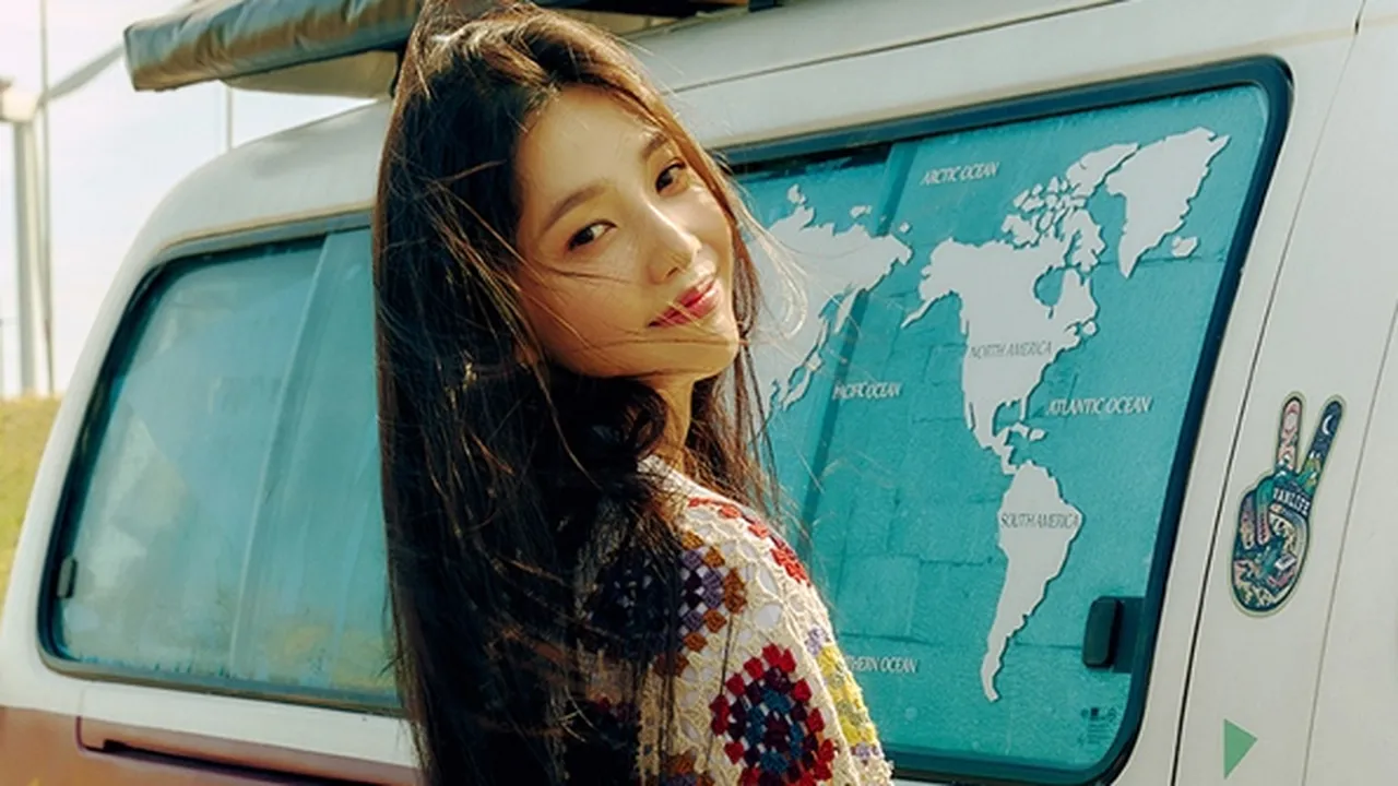 Penuh Harapan, Joy Red Velvet Resmi Debut Solo Rilis Album dan Music Video 'Hello'