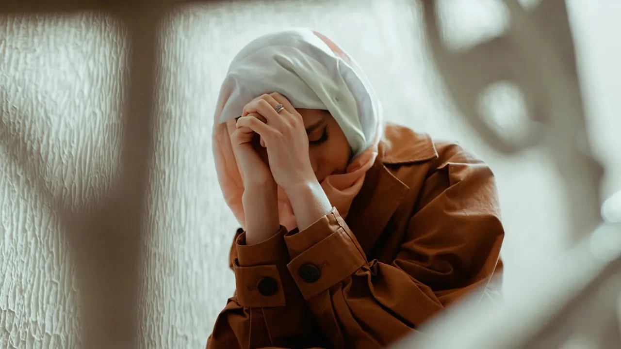 Penuh Kerinduan, Ini 80 Kata-Kata Sedih Lebaran Tanpa Orang Tua yang Mendalam
