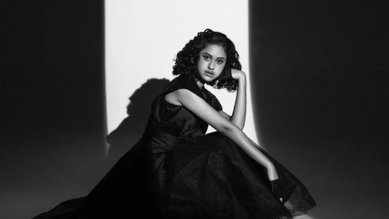 Penyanyi Belia, Asila Maisa Rilis Single Debut 'Curang' Ciptaan Melly Goeeslaw
