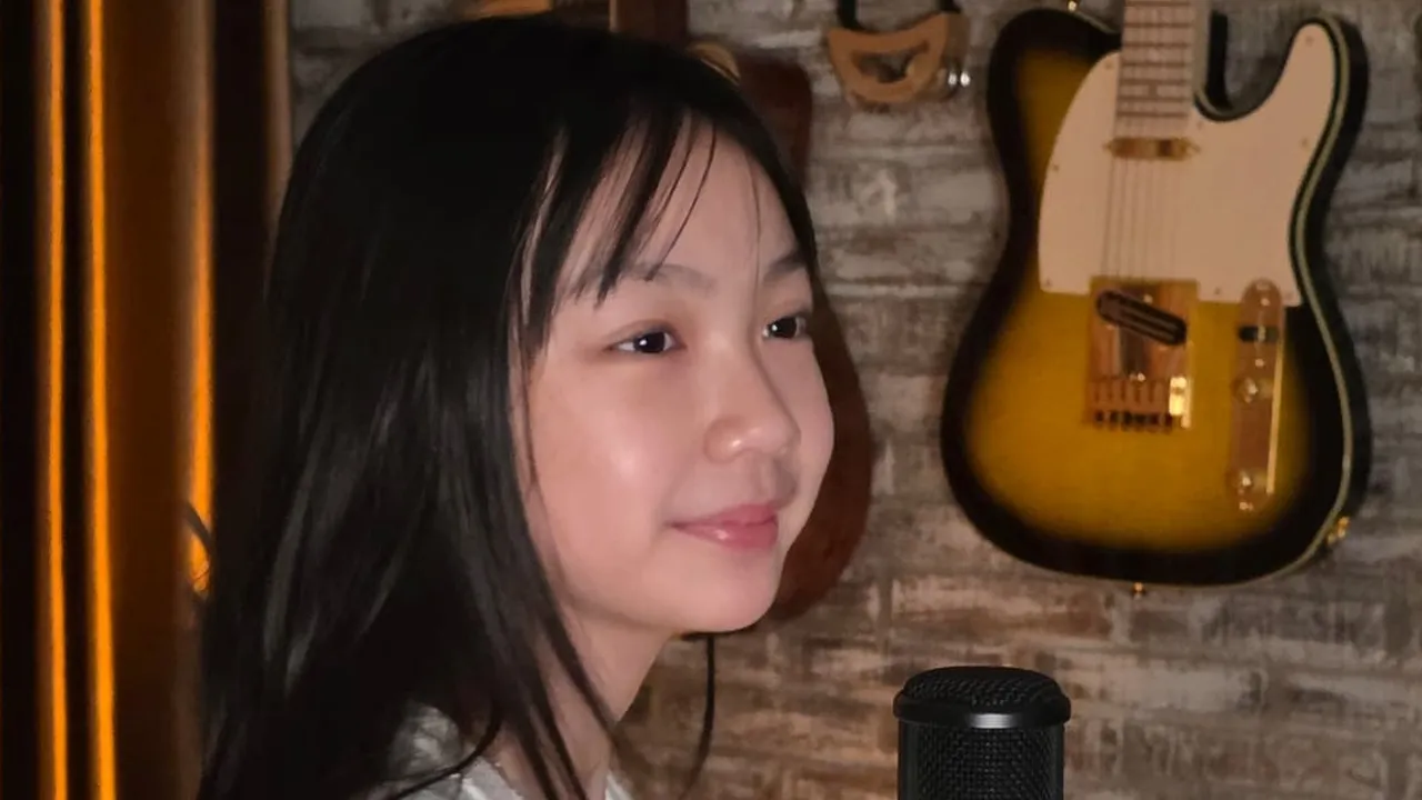 Penyanyi Cilik Lindee Cremona Telurkan Single 'Senyum Papa'
