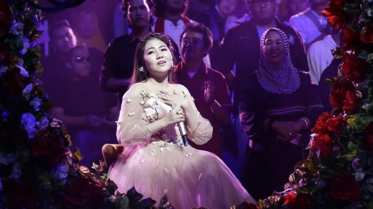 Penyanyi Dangdut Tapi Tak Goyang, Ternyata Ini Alasan Via Vallen