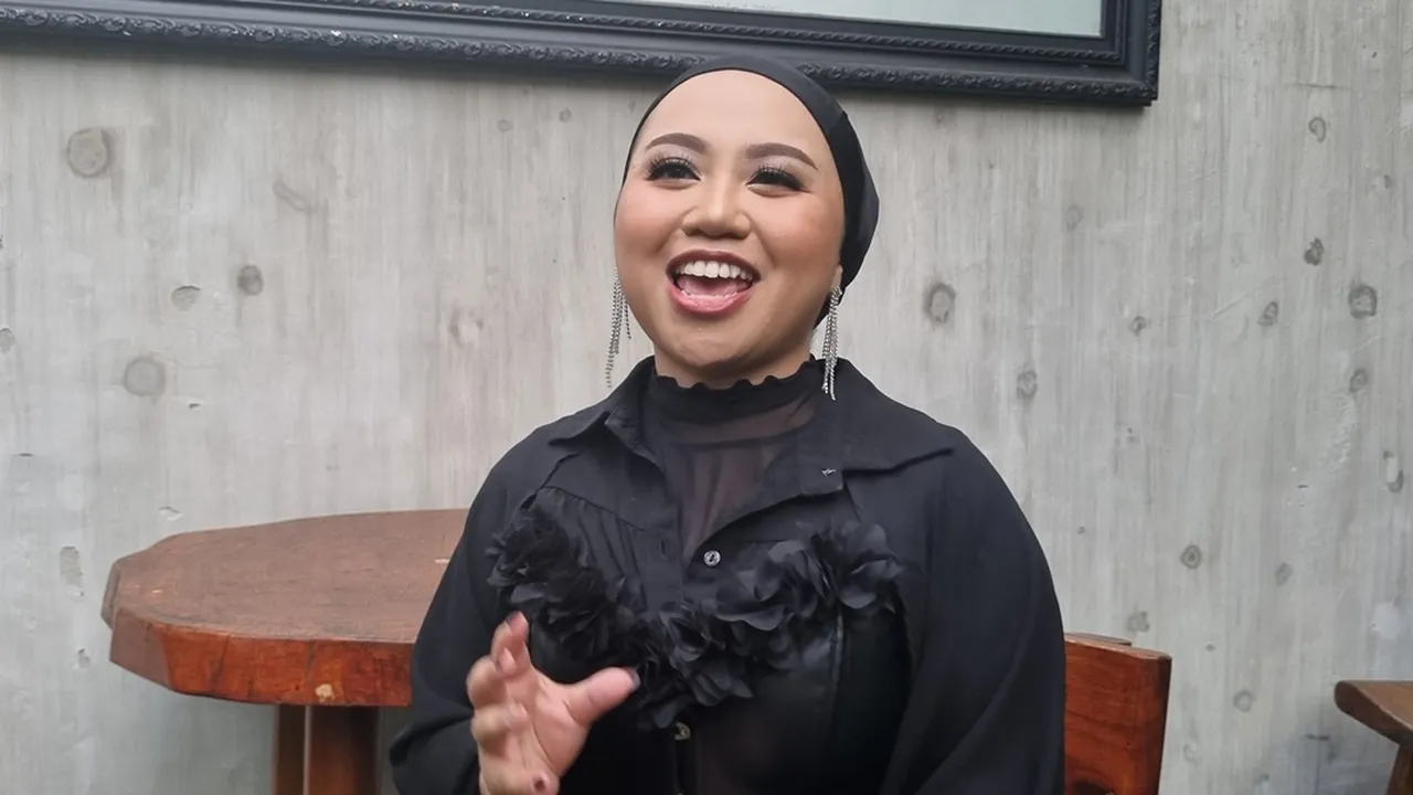 Penyanyi Priscilla Menangis Saat Ceritakan Tentang Lagu Barunya