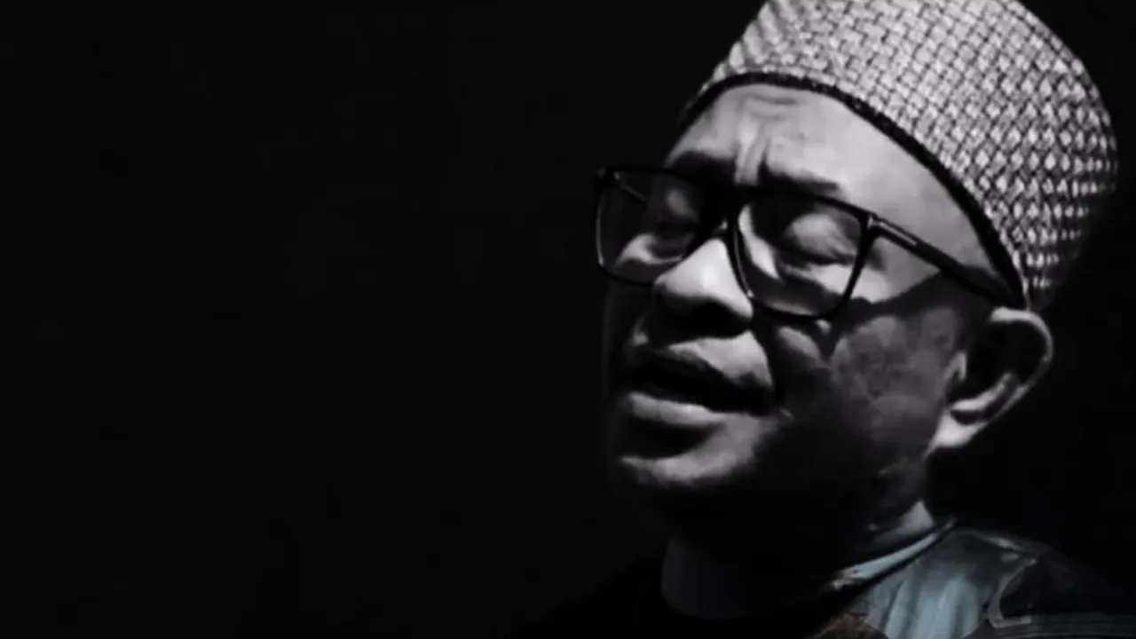 Peringati Hari Ibu dan Tsunami Aceh, Rafly Kande Rilis Lagu 'Ku Kenang'