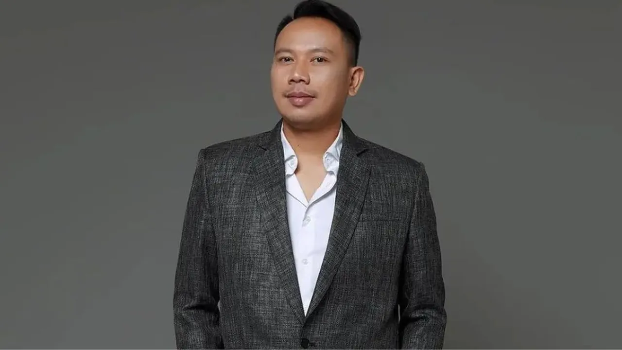 Perjalanan Hidup Vicky Prasetyo Dari Masa Sulit ke Sorotan Publik