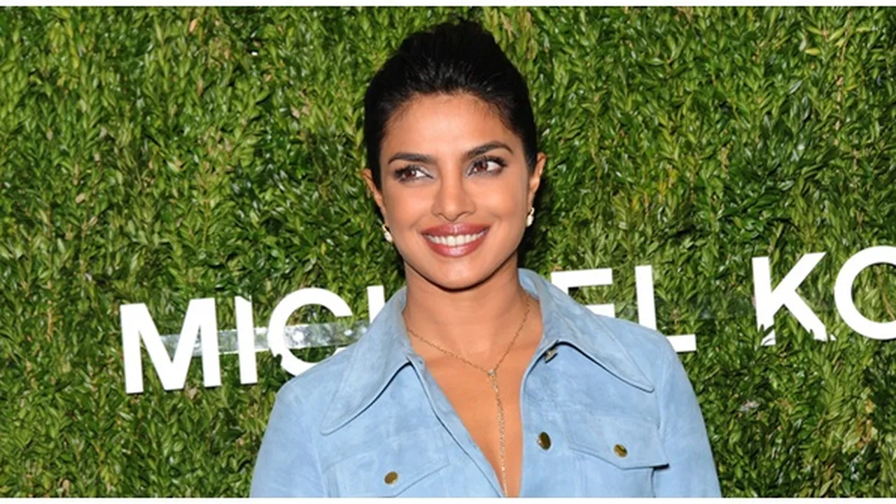 Pernikahan Priyanka Chopra Sudah Diramal Paranormal Sejak 13 Tahun Lalu Pernikahan Priyanka Chopra Sudah Diramal Paranormal Sejak 13 Tahun Lalu