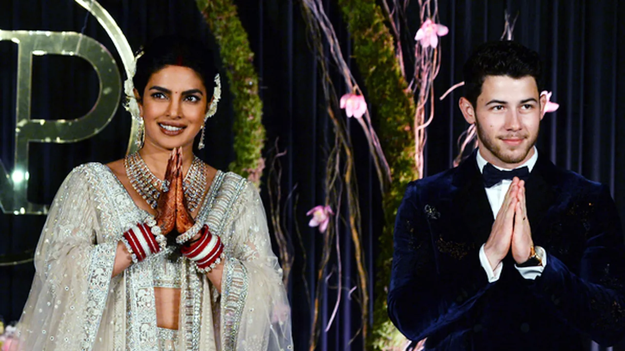Pernikahannya dengan Nick Jonas Disebut Palsu, Begini Reaksi Priyanka Chopra