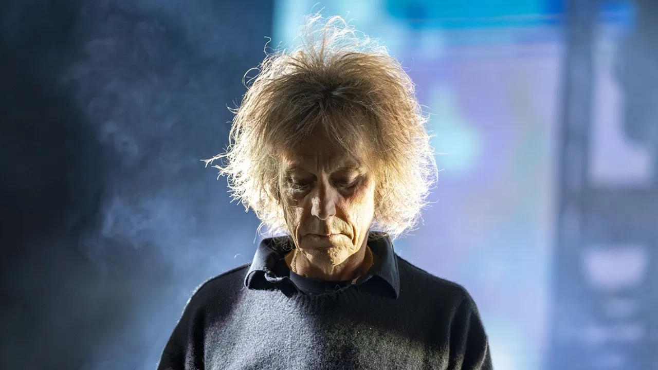 Perry Bamonte 'The Cure' Meninggal Dunia Usai Sakit Singkat di Usia 65 Tahun