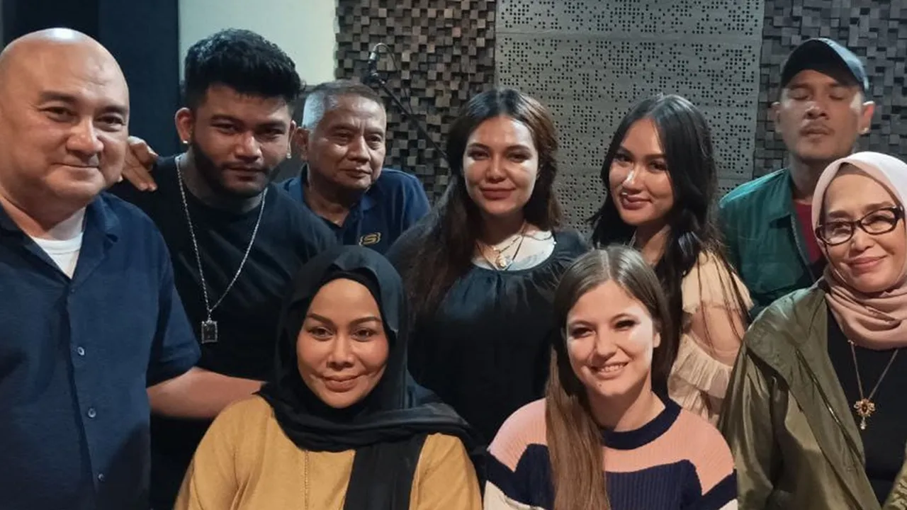 Persembahan Lagu dari Mak Vera dan MVBT: Cinta untuk Budaya Sumatera Utara