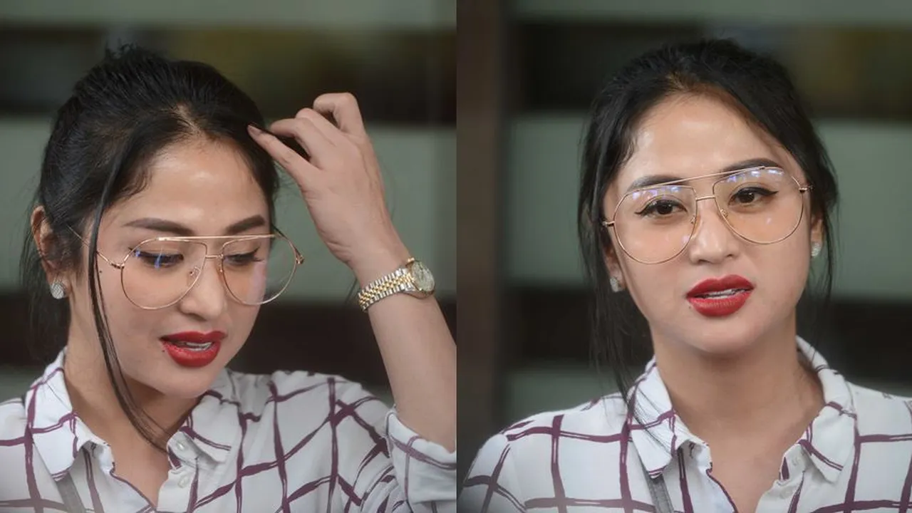 Perseteruan dengan Meldi Terus Berlanjut, Dewi Perssik: Dia Nggak Mungkin Minta Maaf