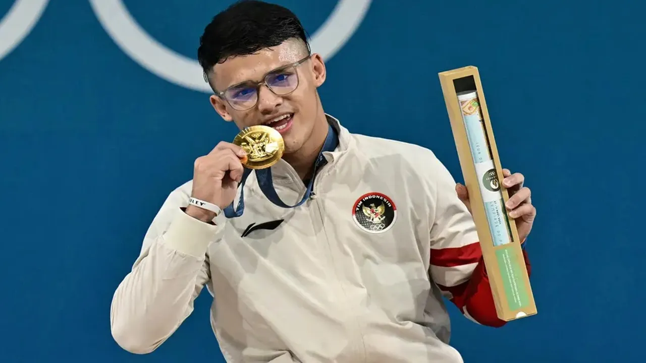 Persiapan Singkat Menuju Kejuaraan, Rizki Juniansyah Raih Medali Perak di IWF World Championship 2024