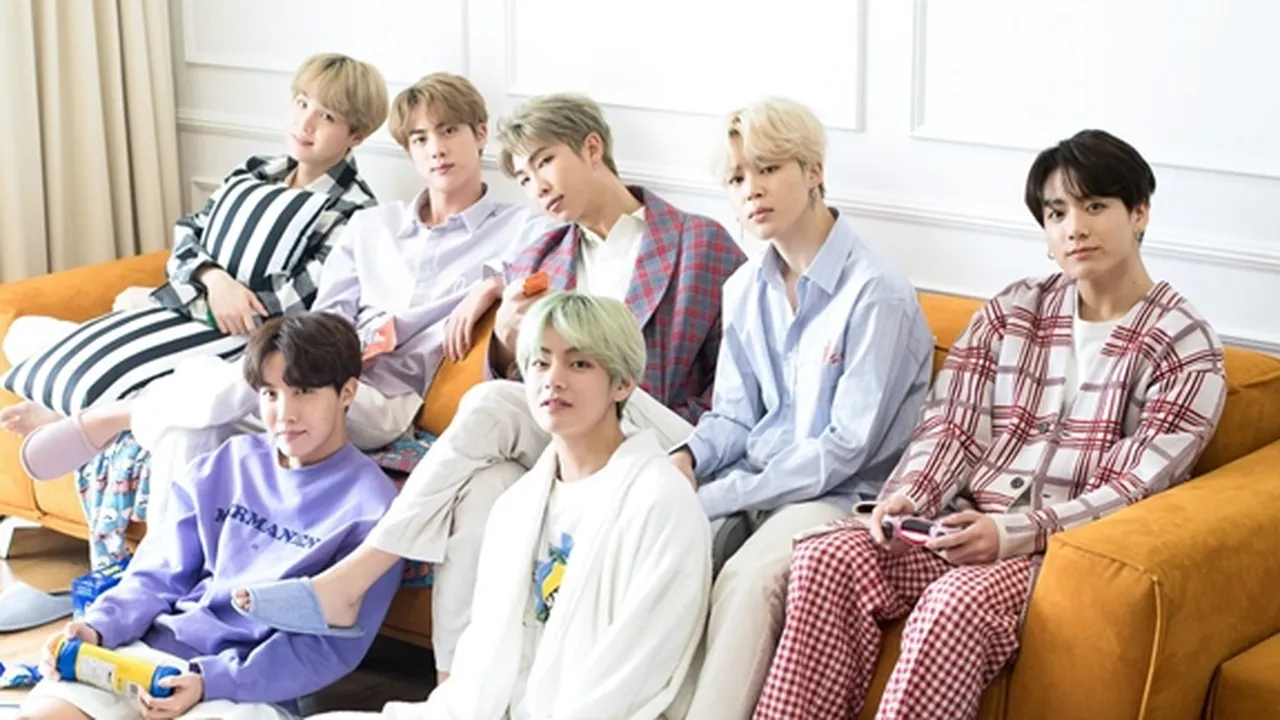 Personil BTS Kupas Makna Adegan MV ON, V Tantang ARMY Bikin Teori Lagi