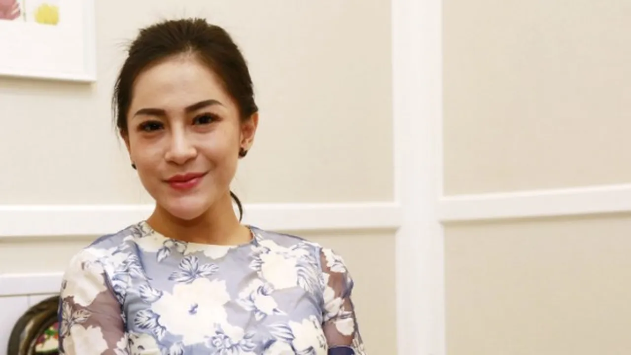 Pertama Kali Perawatan, Nabila Gomes Coba Metode Hollywood Peel