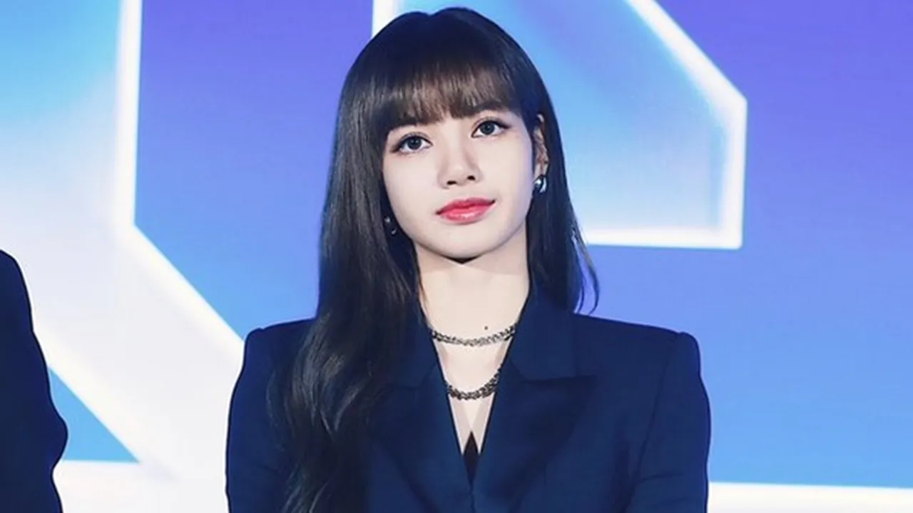 Pesona Lisa BLACKPINK Jadi Mentor yang Strict dan Tegas di 'Youth With You'
