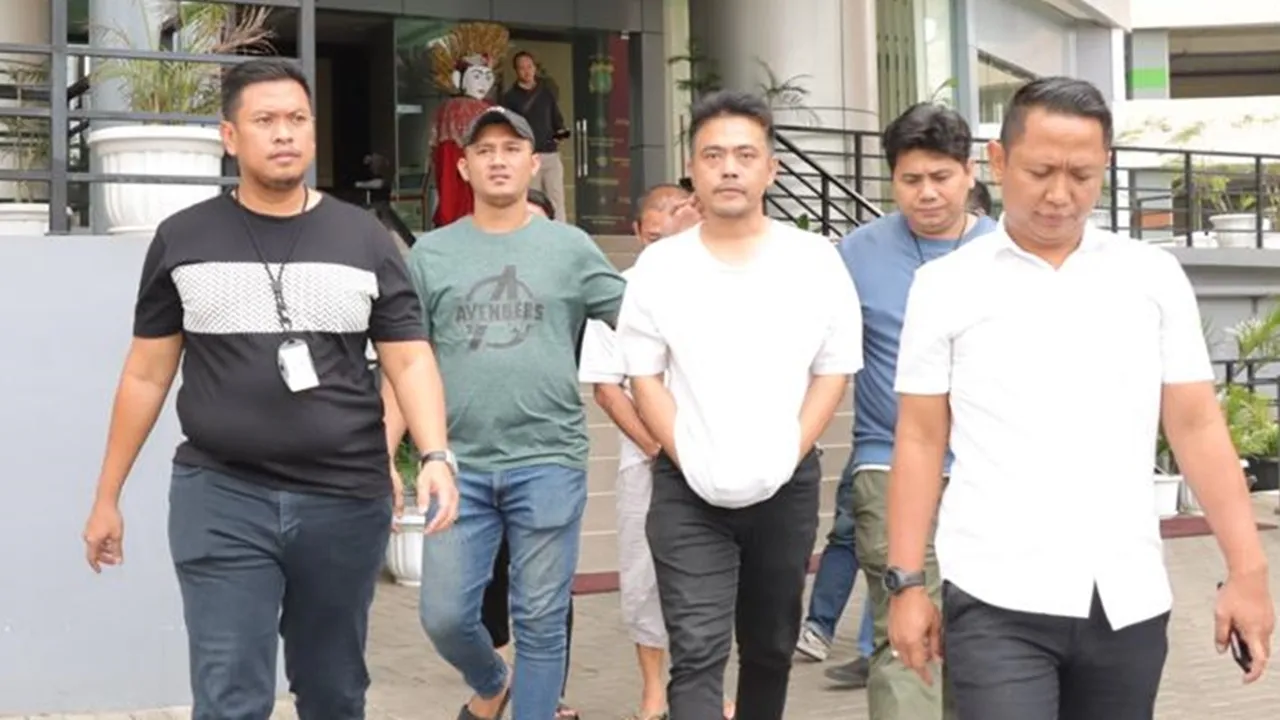 Pesulap Oge Arthemus Ditangkap Polisi Terkait Kepemilikan Ganja