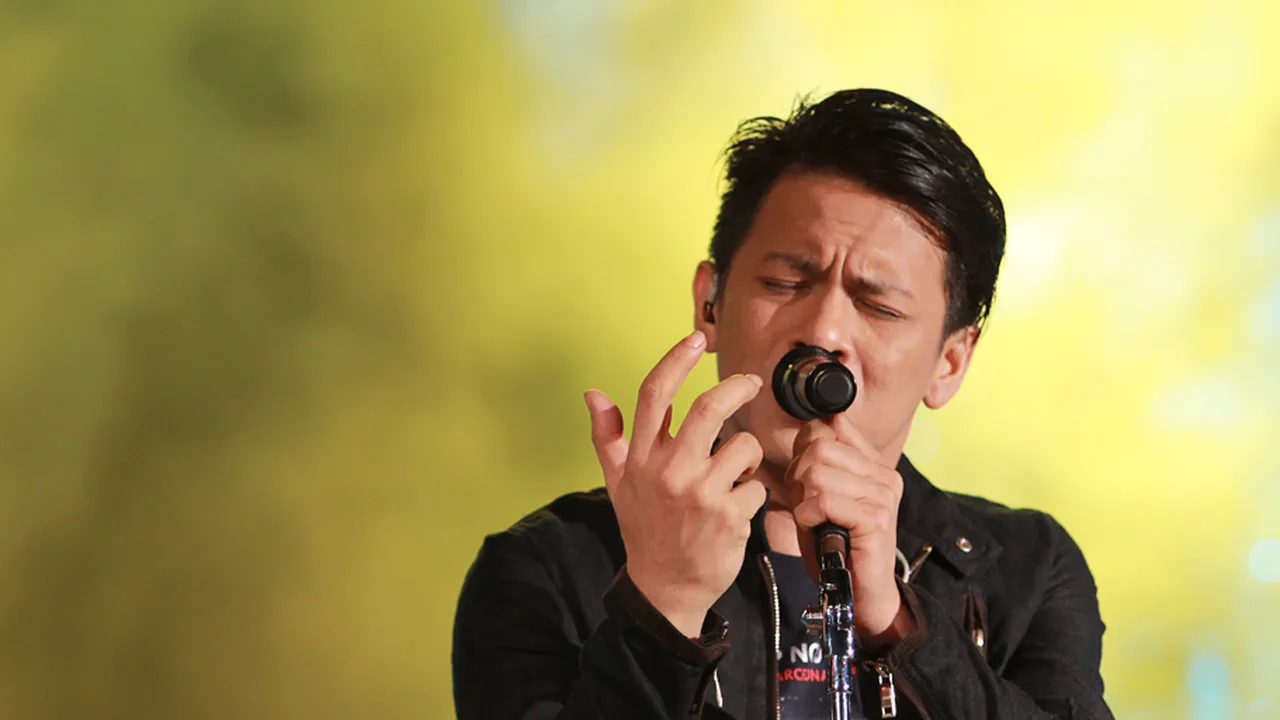 Peterpan Sampai NOAH, Sisi Rapuh Ariel Lewat Lagu Patah Hati