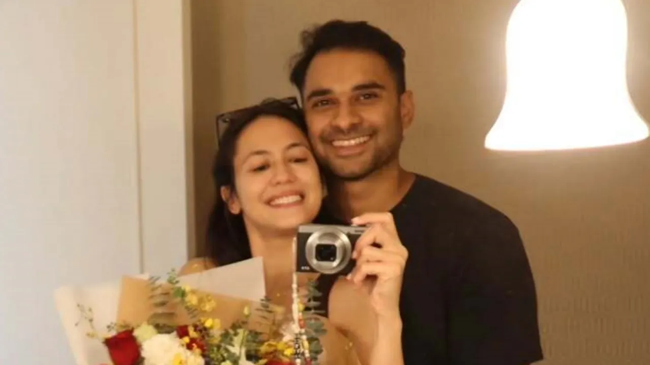 Pevita Pearce Rayakan Ultah ke-33: Romantis Bersama Mirzan Meer