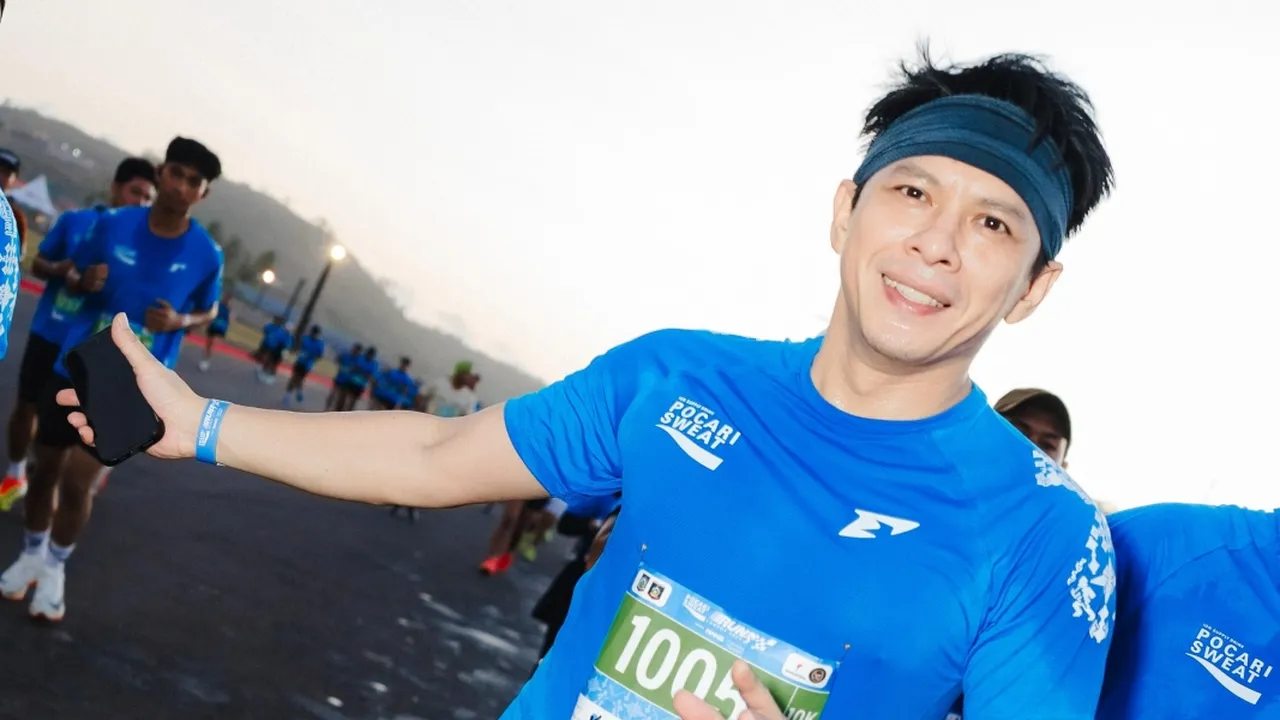 POCARI SWEAT Run Lombok 2025: 9.000 Pelari Biru Warnai Sirkuit Mandalika