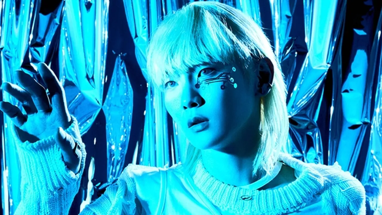 Pop Dance dengan Nuansa Retro, Key SHINee Rilis Teaser Music Video 'BAD LOVE'