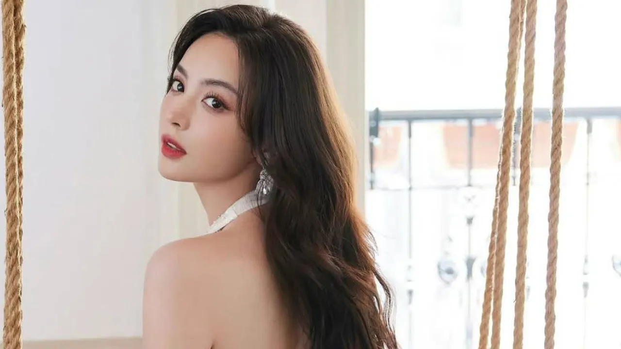 Potret Cantik Guli Nazha, Artis China dan Perempuan Satu-Satunya yang Difollow Ji Chang Wook Potret Cantik Guli Nazha, Artis China dan Perempuan Satu-Satunya yang Difollow Ji Chang Wook