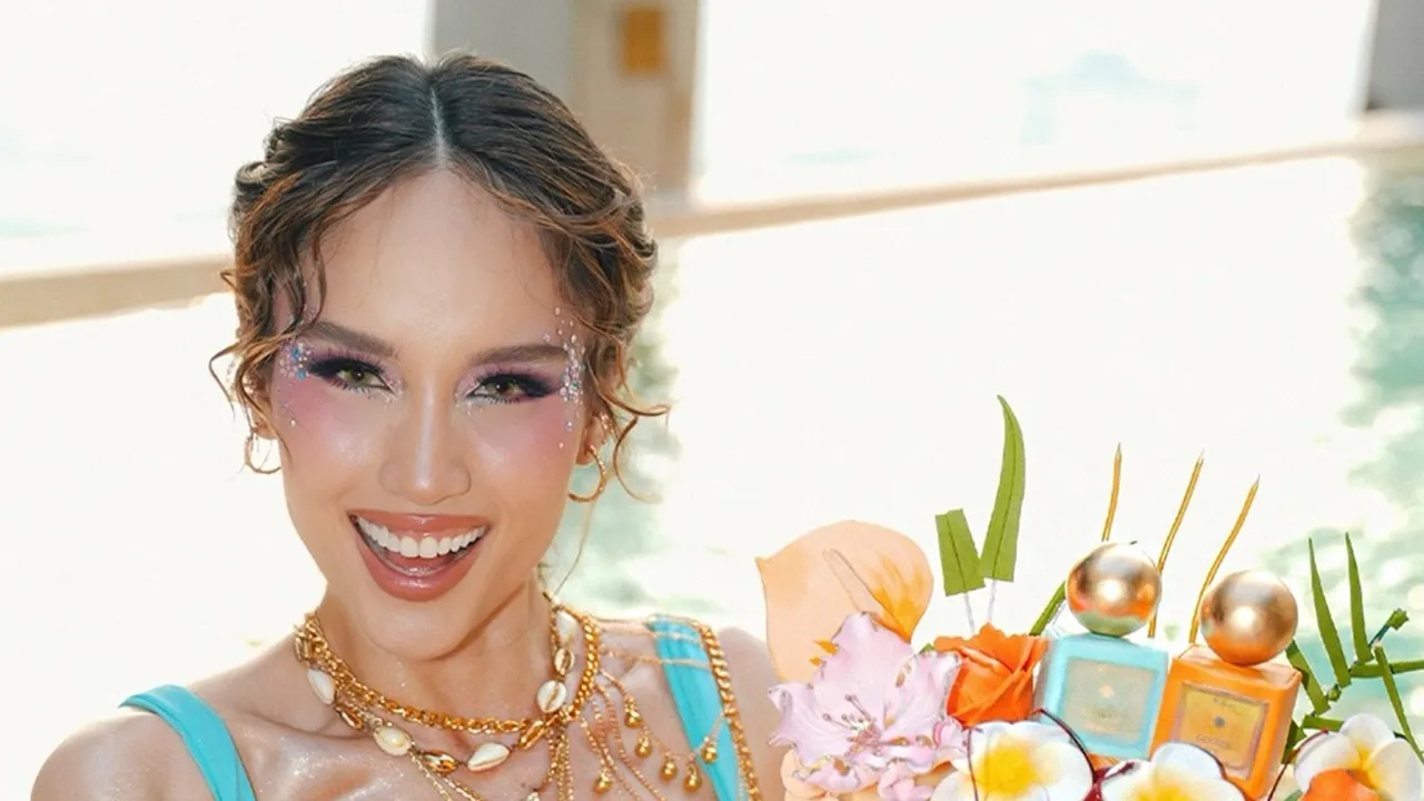 Potret Cinta Laura di Pesta Ulang Tahun Bertema Tropis, Ungkap Makna Bertambah Usia